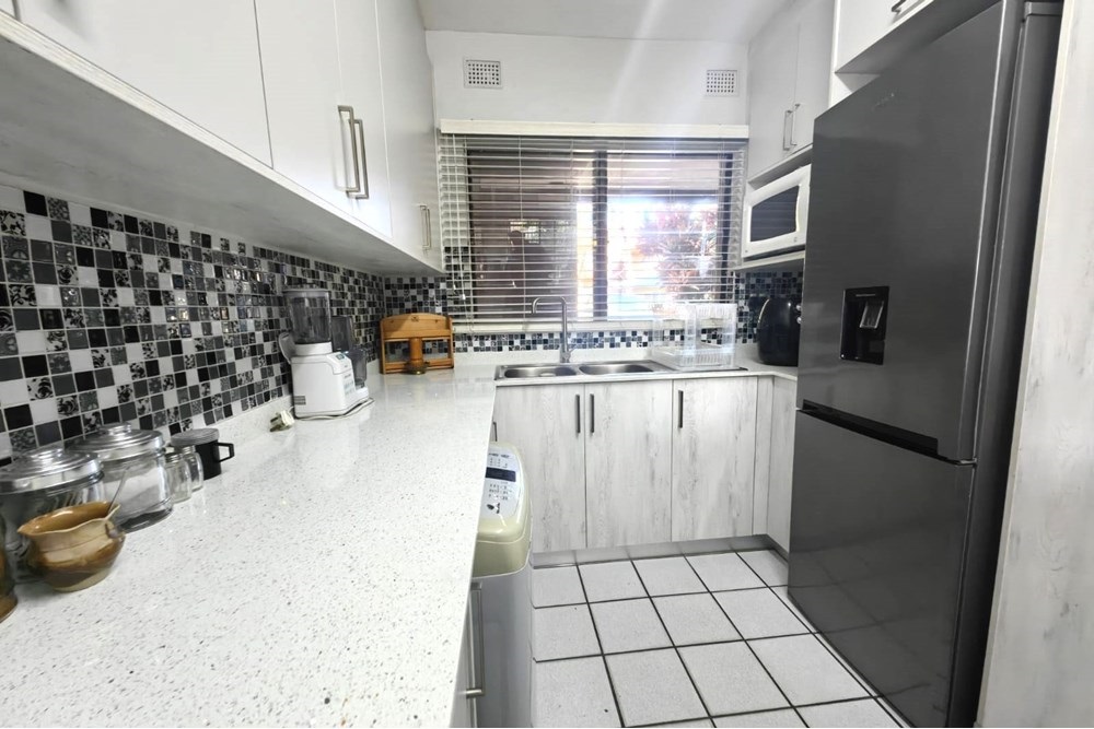 Apartment To Rent in Meer En See, Richards Bay, KwaZulu Natal 4