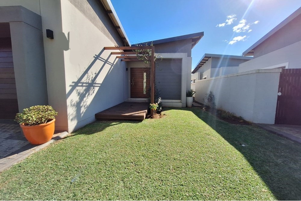 Apartment To Rent in Shakas Rock, Ballito, KwaZulu Natal