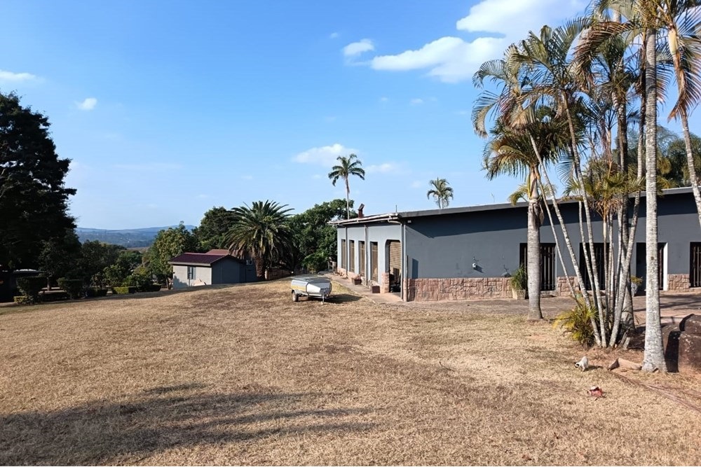 Small Holding For Sale in White River Central, White River