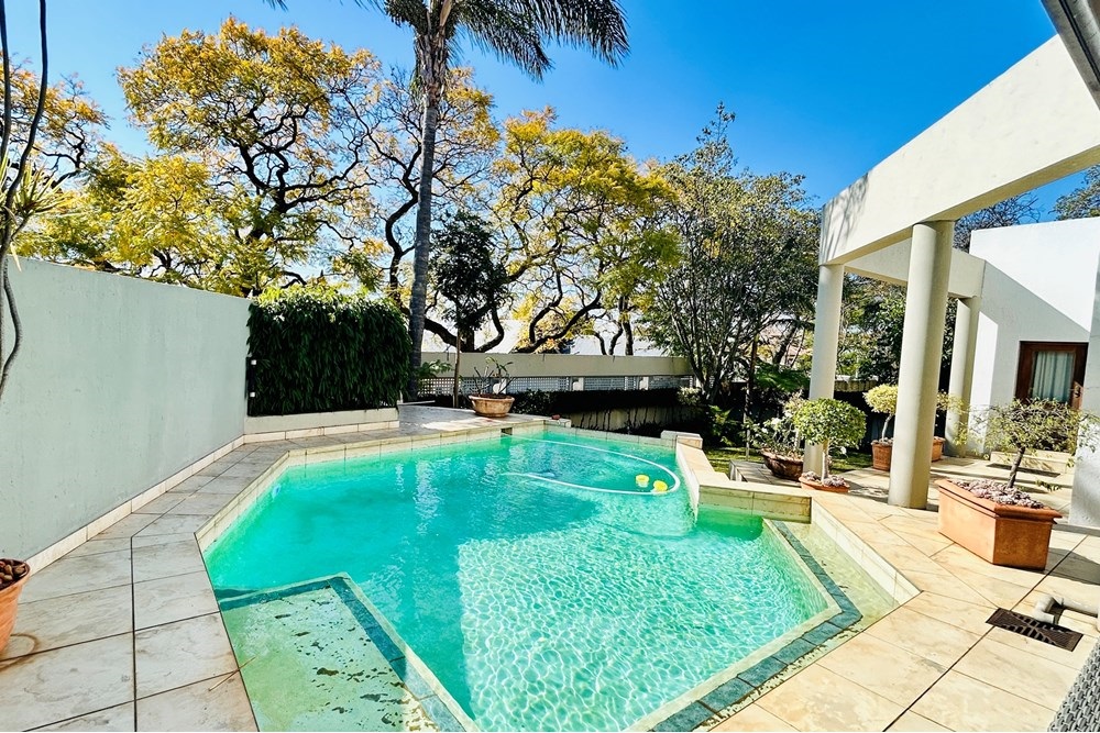 House To Rent in Waterkloof, Pretoria