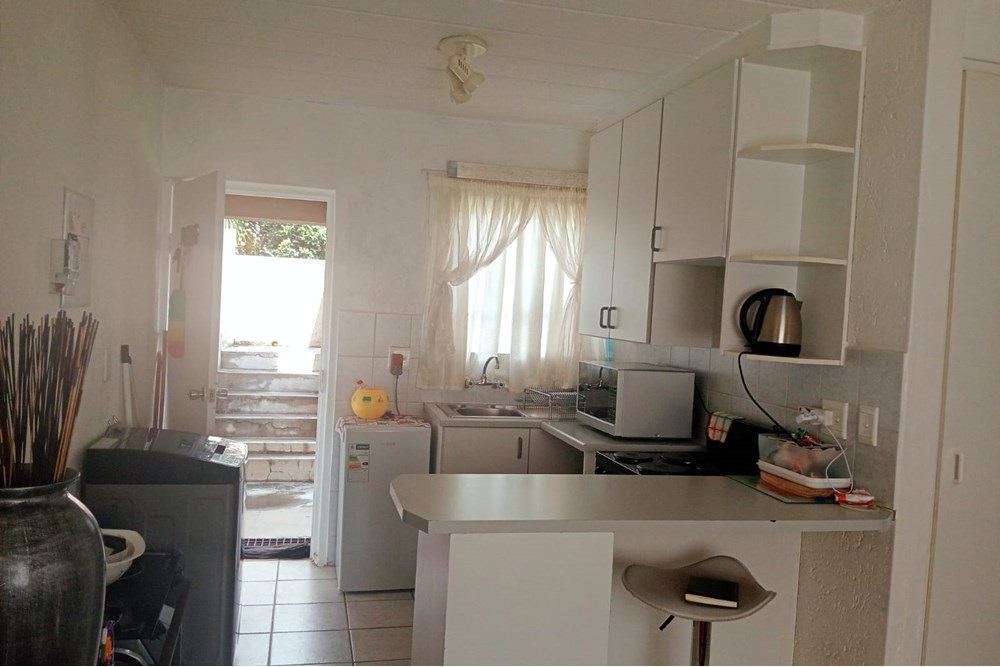 Apartment For Sale in Allen's Nek, Roodepoort