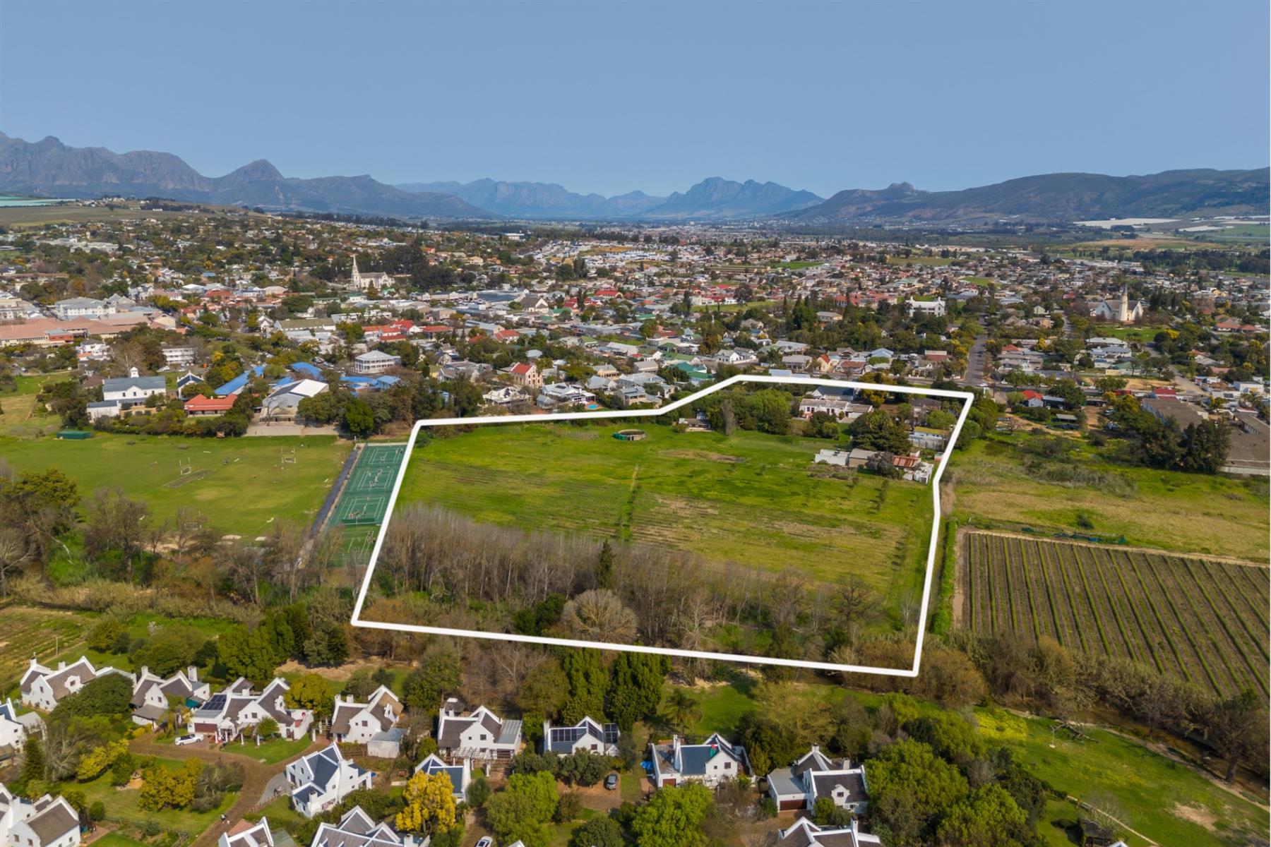 Provence Estate – Multifunctional Lifestyle Property in Wellington