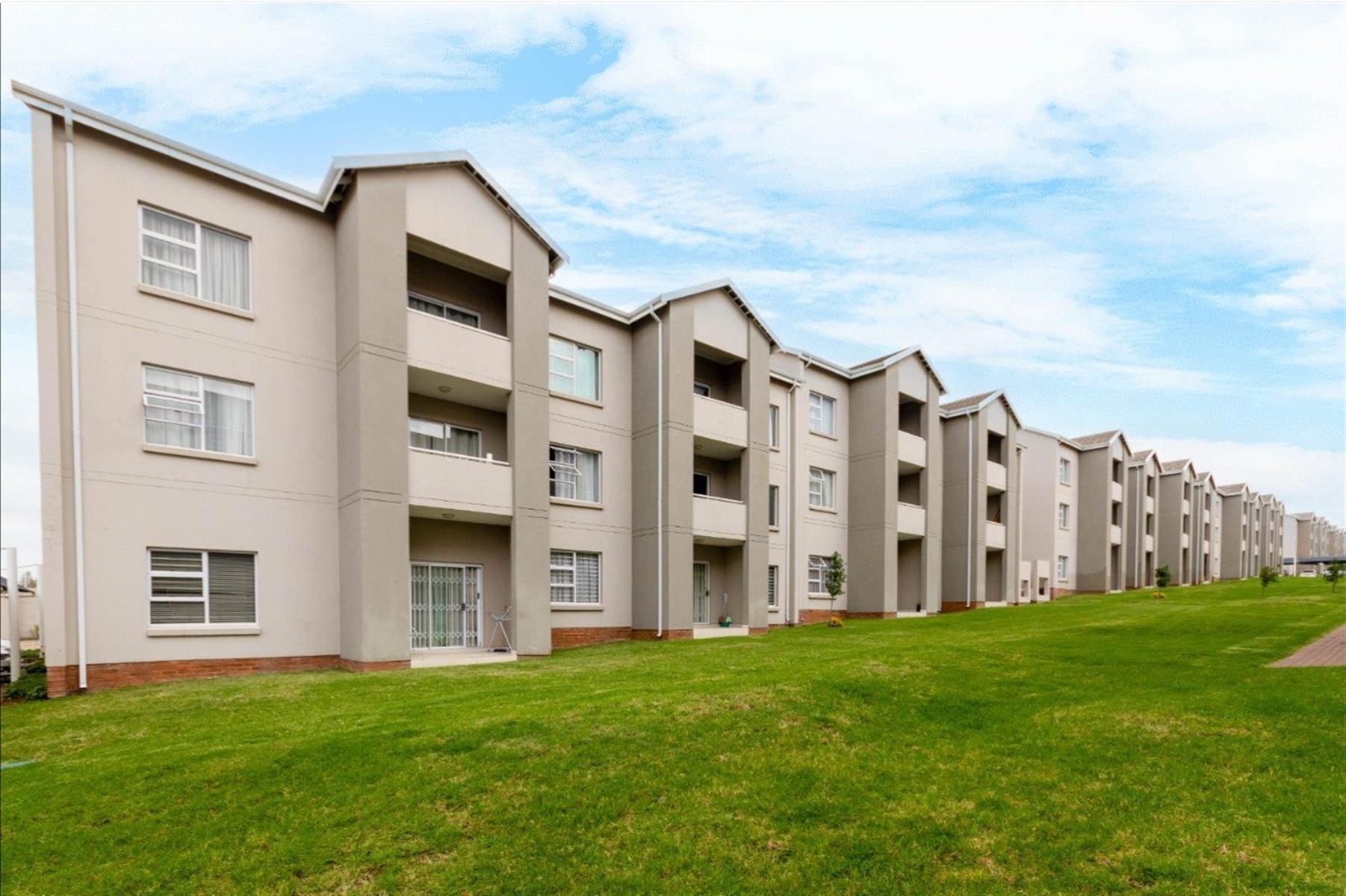 Mordern 2 bed,2 bath Apartment in a Prestigious Complex