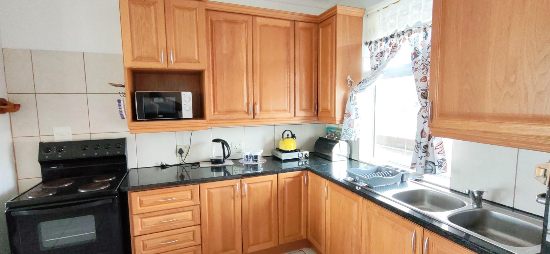 Apartment For Sale in Uvongo, Margate, KwaZulu Natal