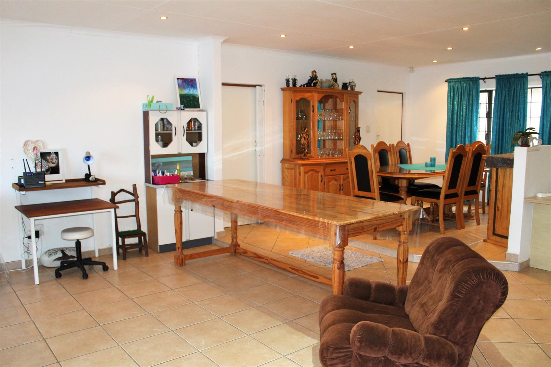 House For Sale in Dana Bay Mossel Bay