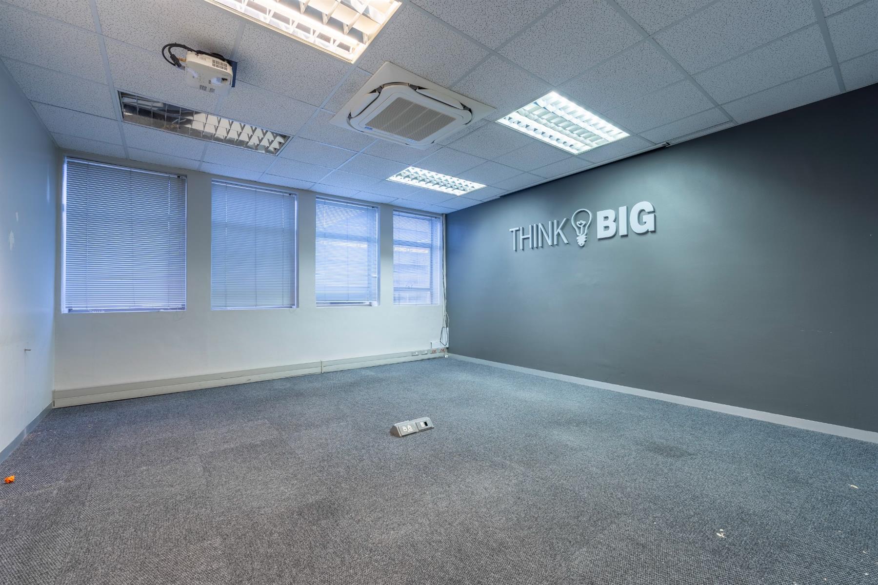 Office Space to Rent | First Floor | 949m² (Divisible)