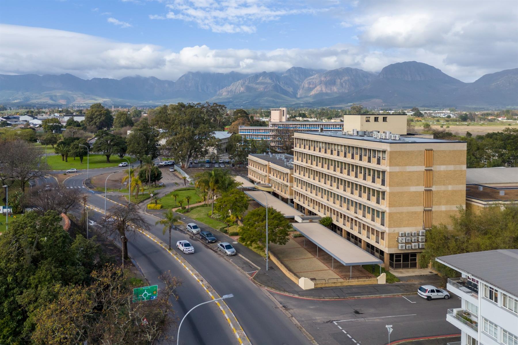 Office Space to Rent | First Floor | 949m² (Divisible)