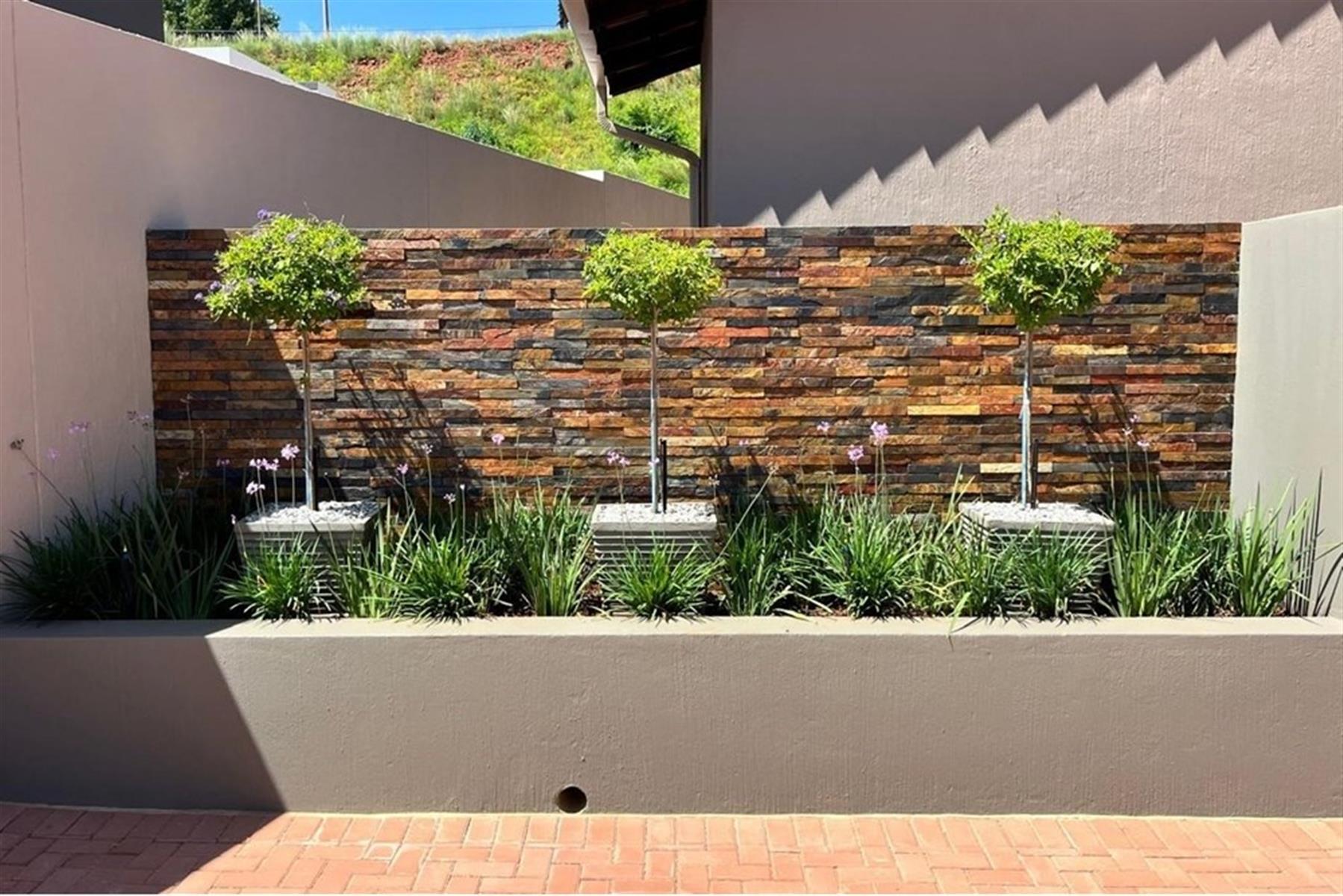 House for rent in Chancliff AH, Krugersdorp, 48, Silver Stream Estate, 371 Robin Road, Chancliff AH, Krugersdorp, Gauteng, 222 m²