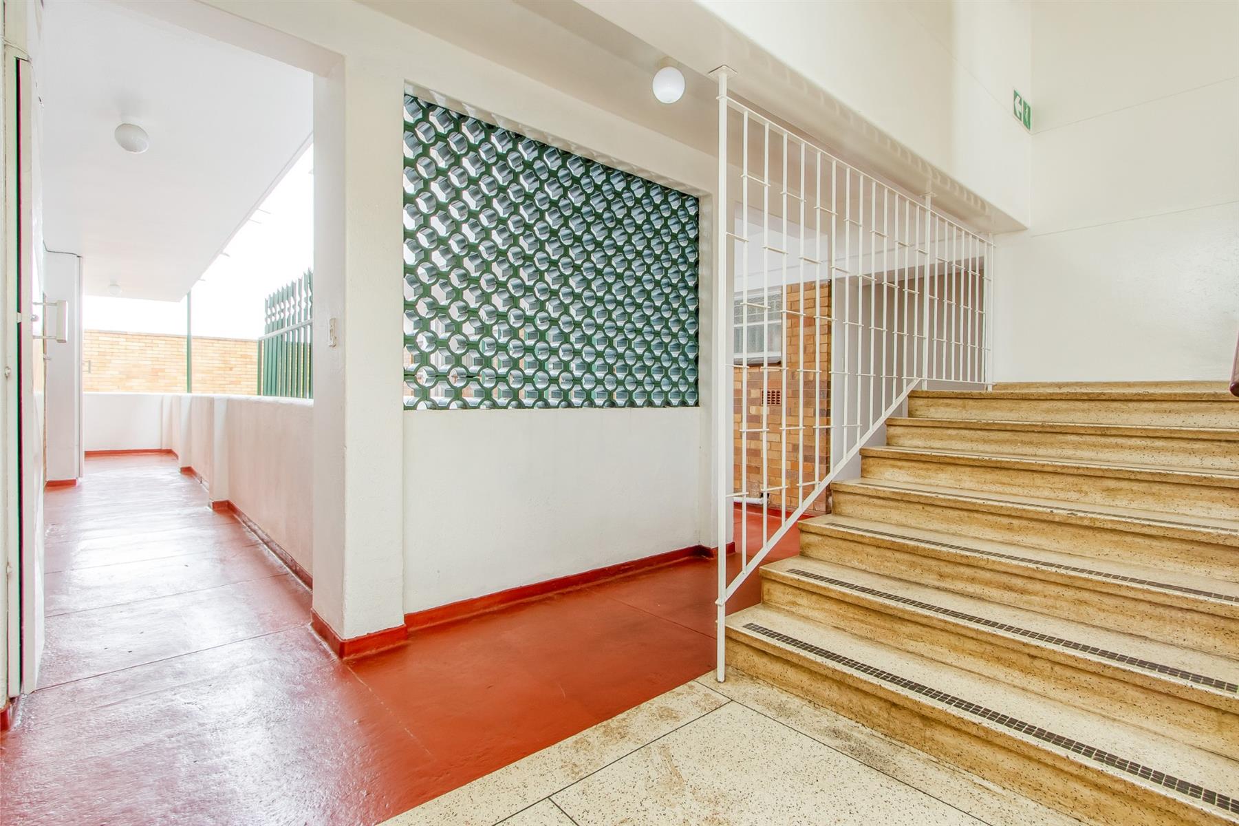 Prime Mixed-Use, Cash Flush Investment Opportunity in Westonaria