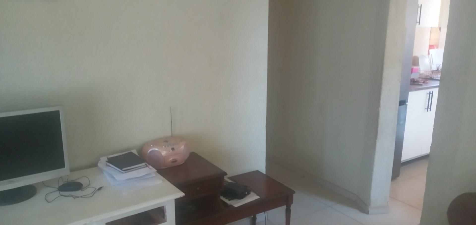 House available in Seshego zone 8 Seshego , Polokwane