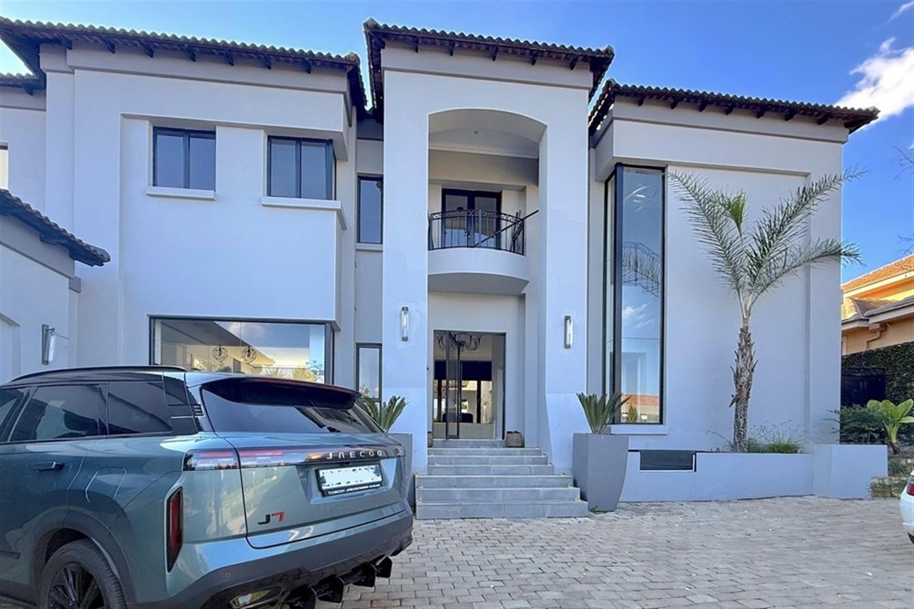 Luxurious 5-Bedroom Haven in an Exclusive Secure Estate