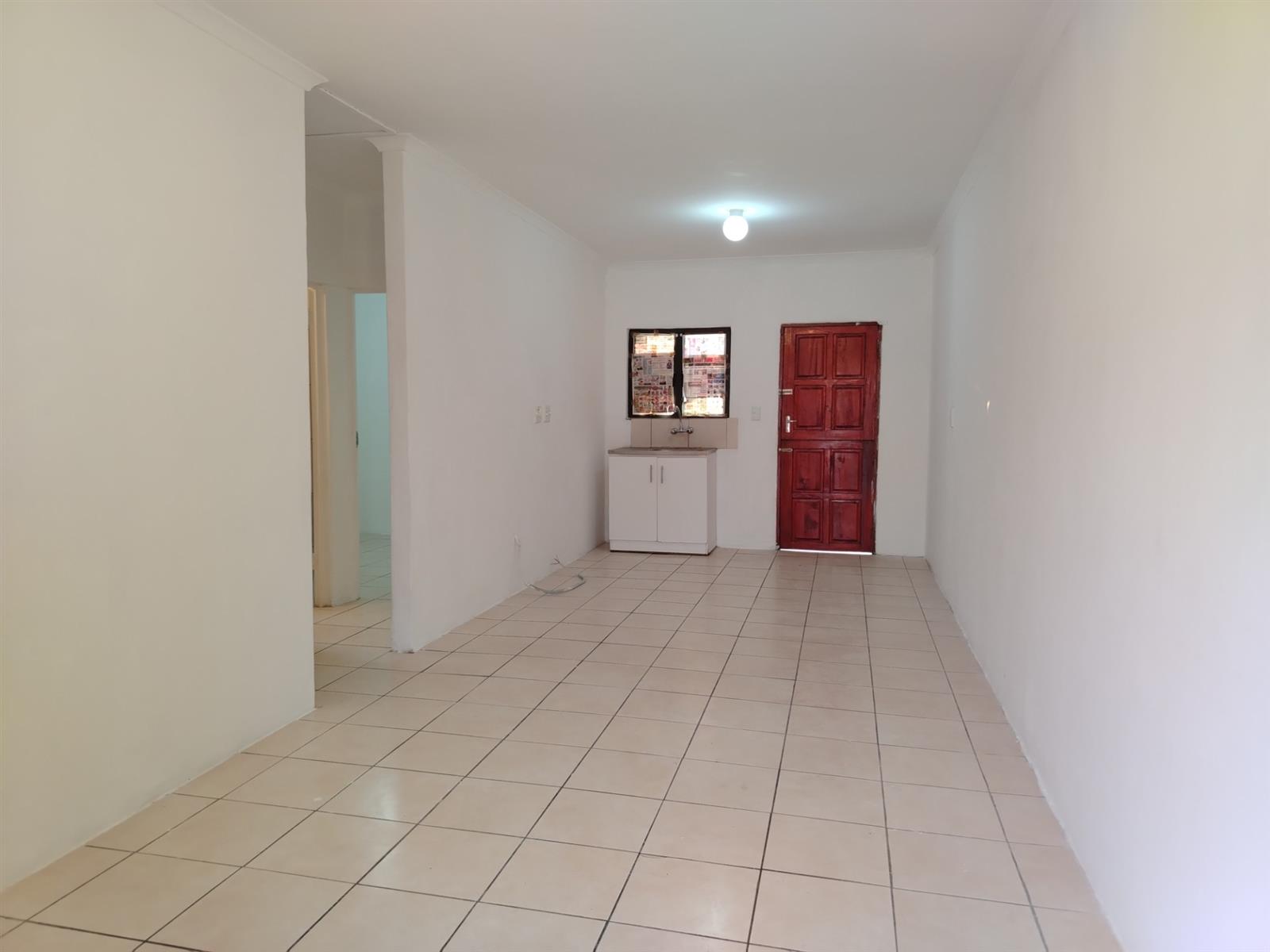 2 Bedroom House in a Complex to Rent in Brookdale, Phoenix