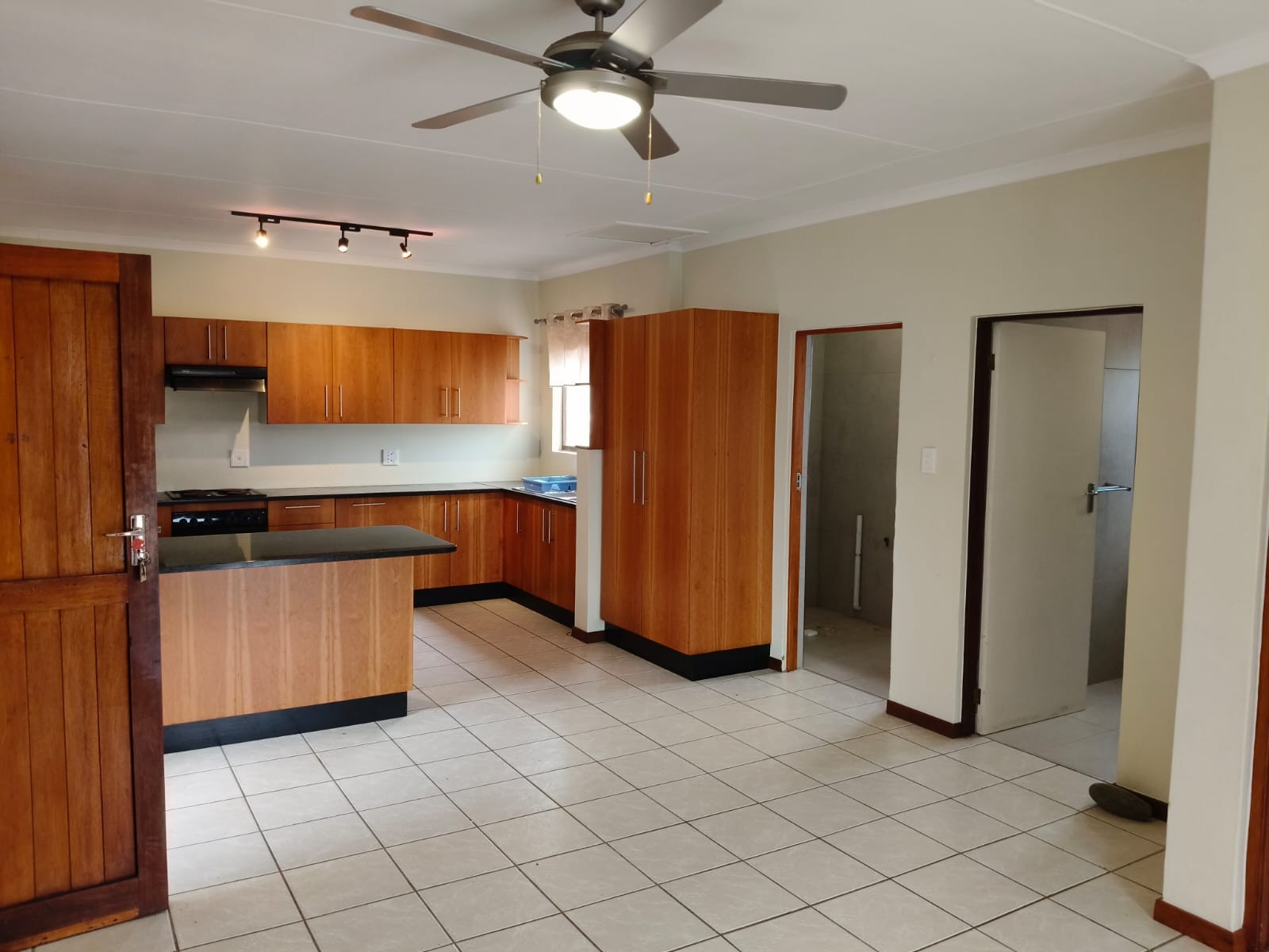 Apartment for rent in Gonubie, East London