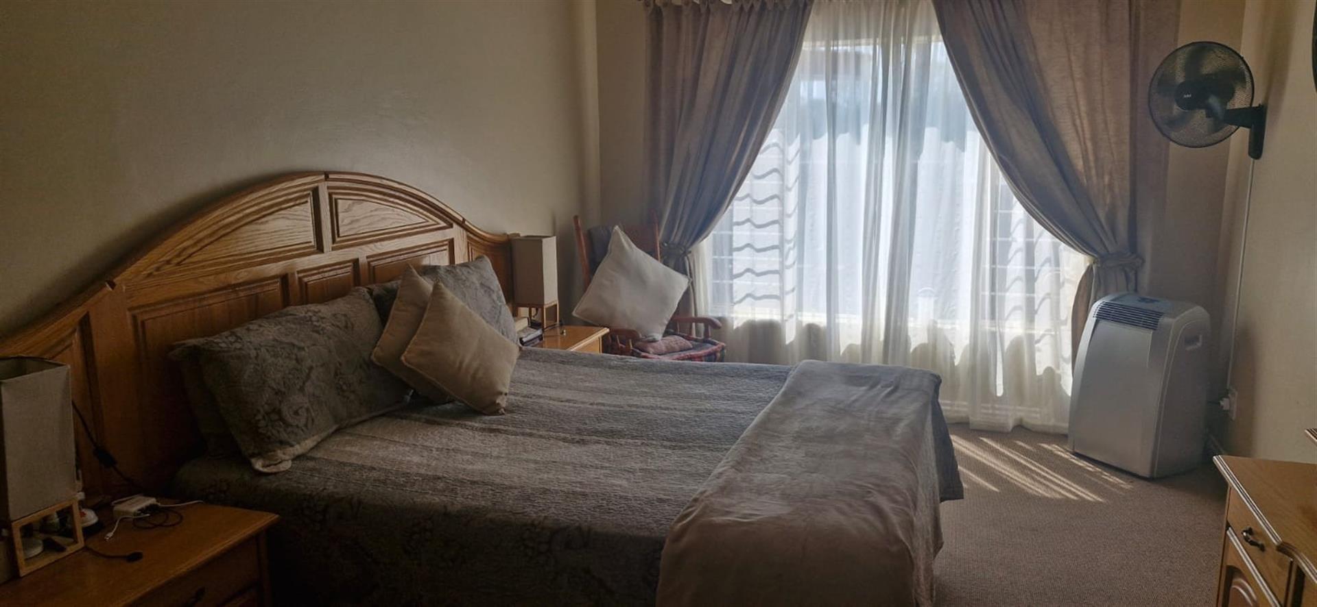 Townhouse for sale in Wilkoppies, Klerksdorp, North West