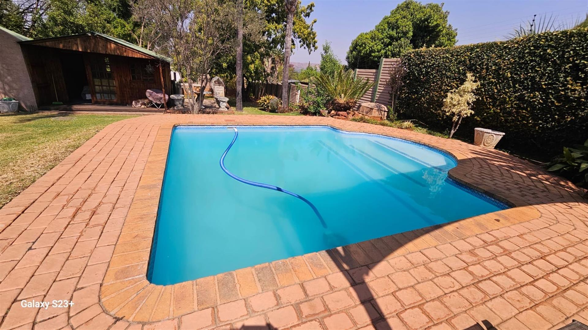House for sale in Mountain View, Pretoria, 448 m²