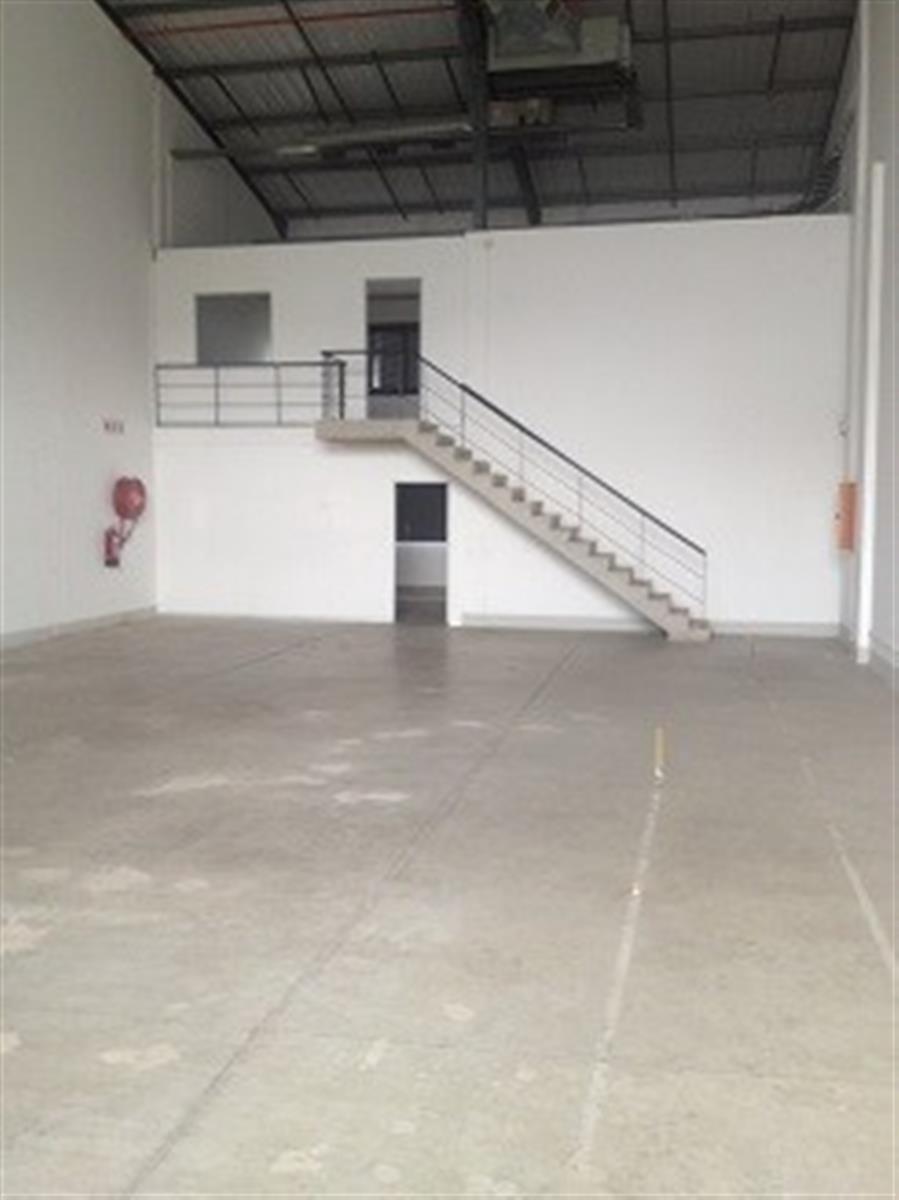 Prime Retail/Warehouse space to Rent in Riverhorse Valley, Durban, KwaZulu Natal.