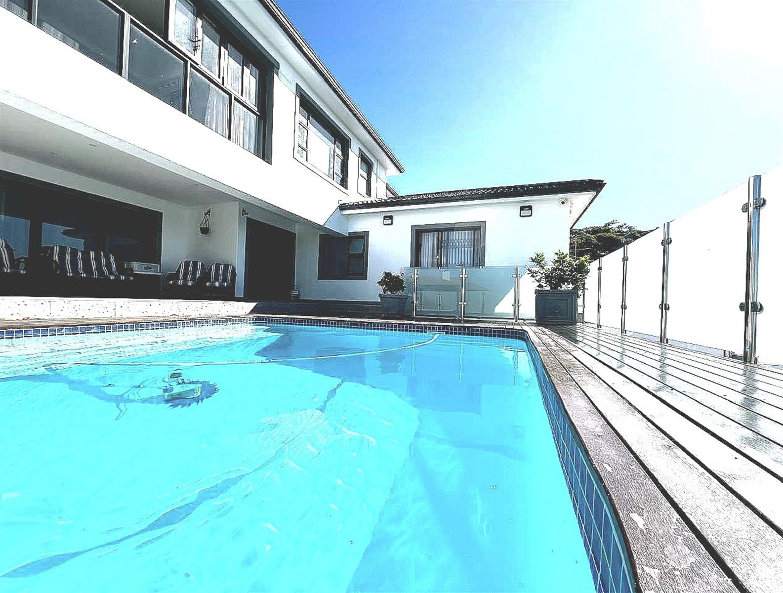 Luxury Coastal Home with Panoramic Sea Views Jeffreys Bay