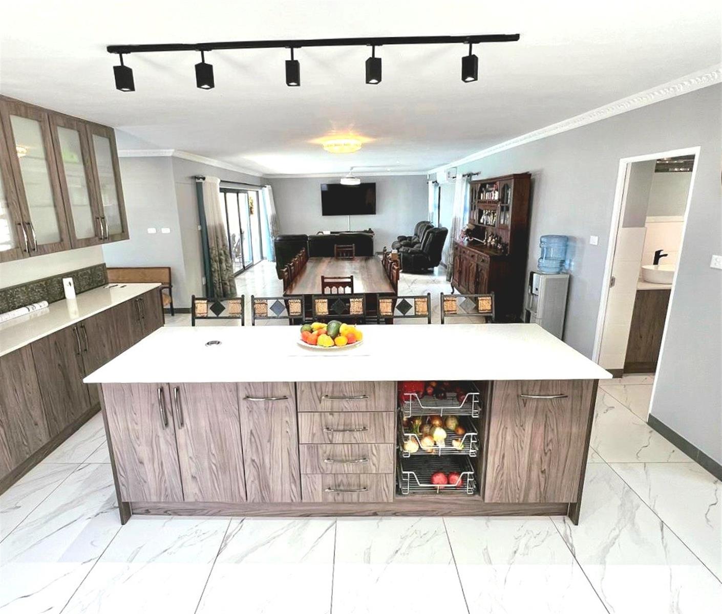 Luxury Coastal Home with Panoramic Sea Views Jeffreys Bay