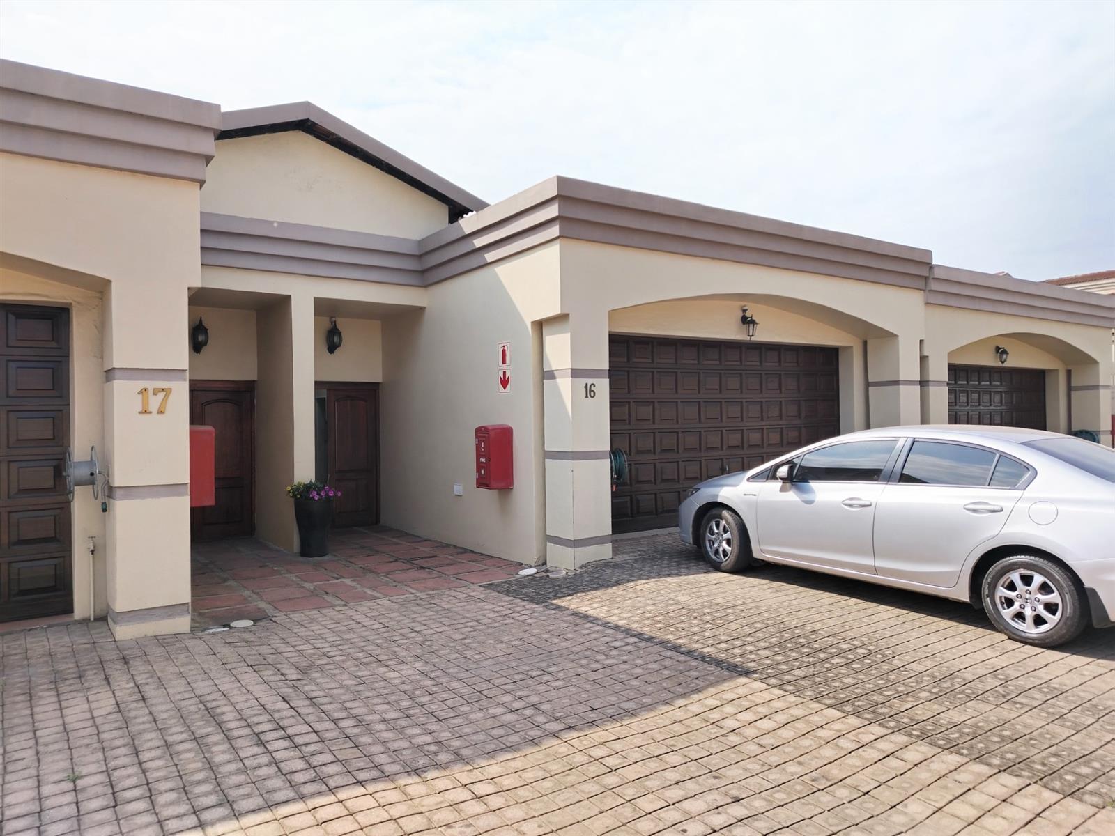 Townhouse For Sale in Richards Bay, KwaZulu Natal
