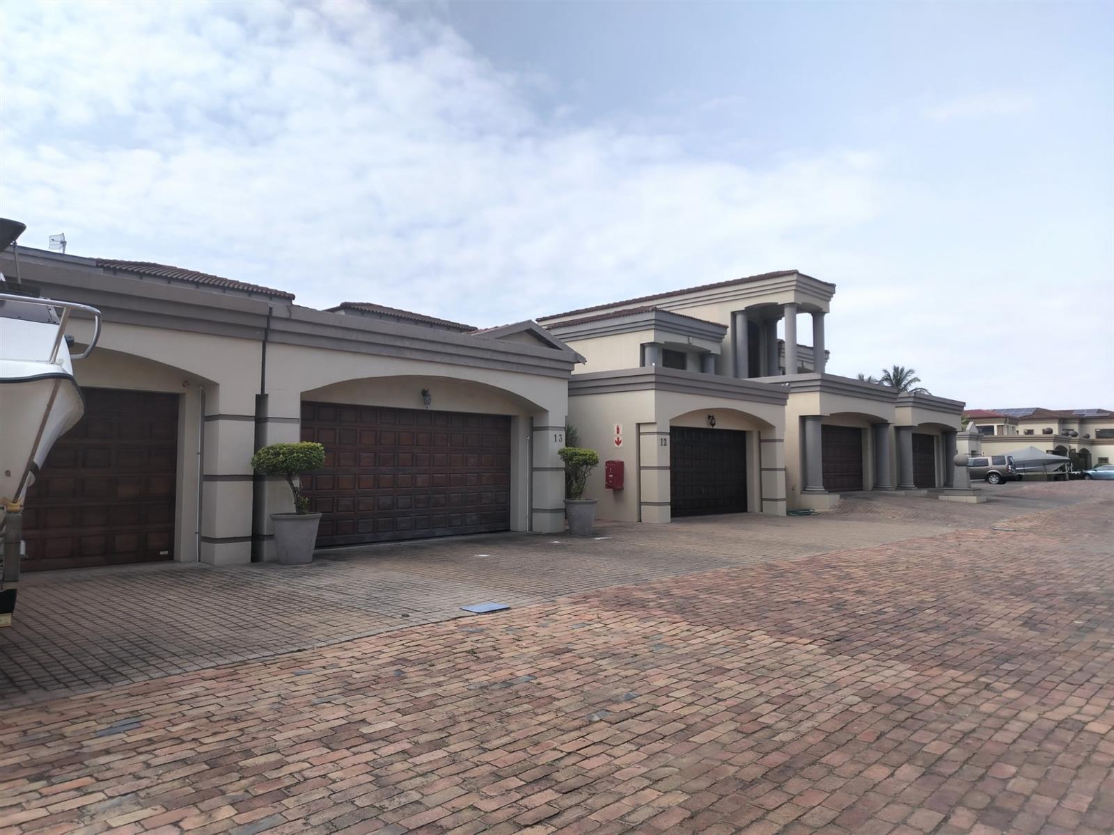 Townhouse For Sale in Richards Bay, KwaZulu Natal