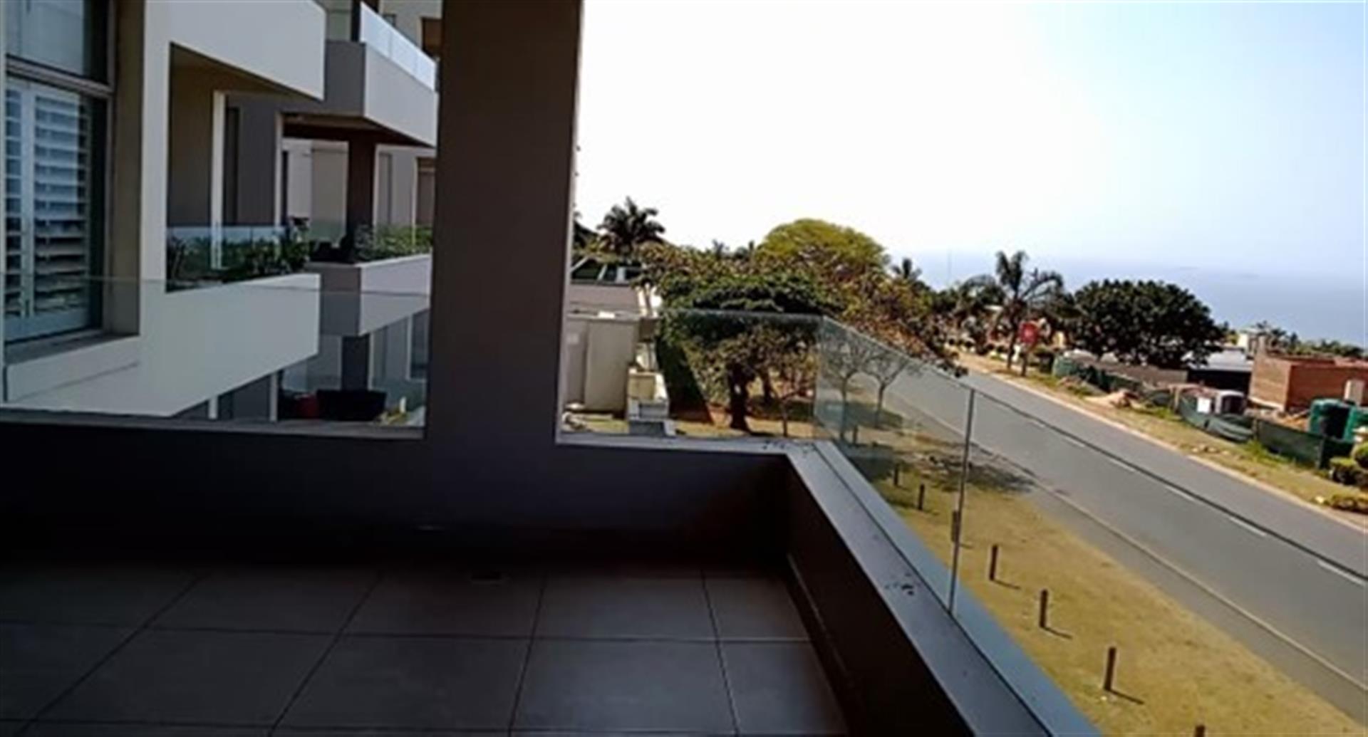 STUNNING SPACIOUS APARTMENT in Umhlanga Central, Umhlanga, KwaZulu Natal