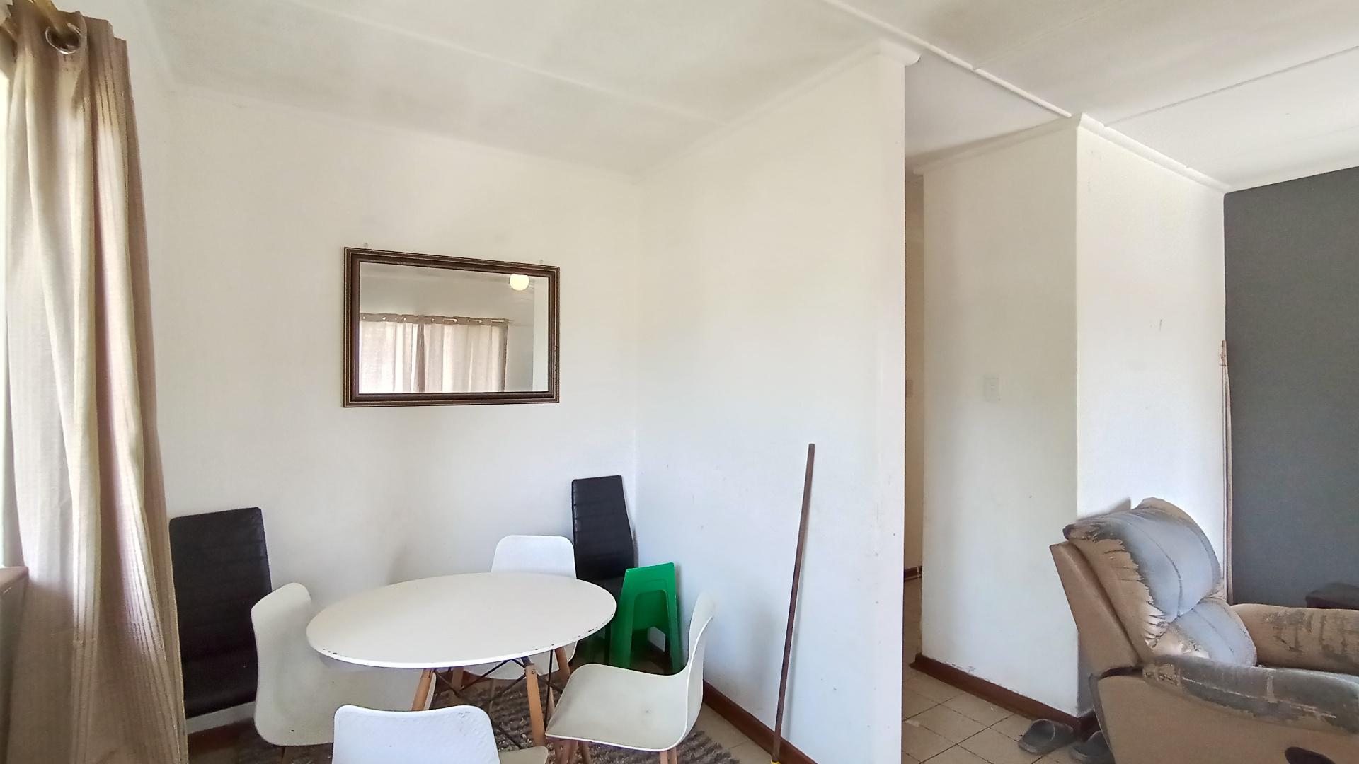 Urgent Sale - Spacious 2-bedroom unit with parking