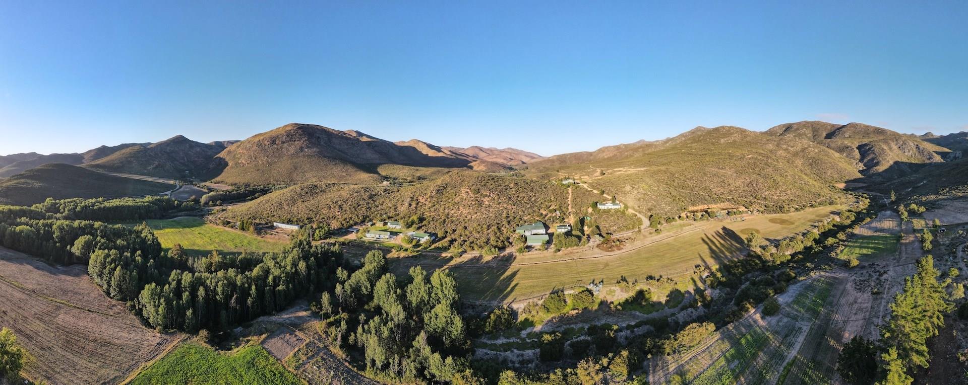 Guest Farm For Sale in Uniondale