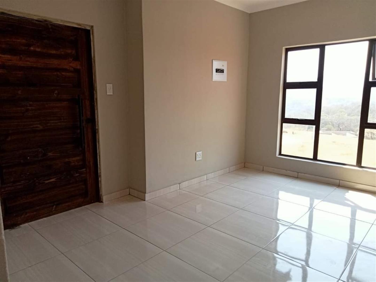 House For Sale in Kamagugu, Nelspruit