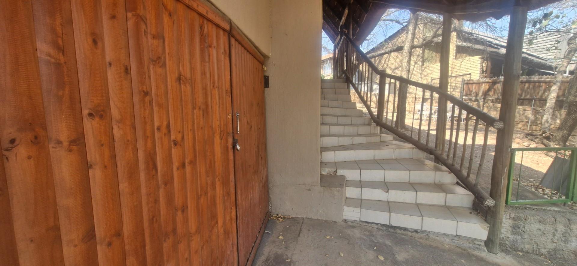FURNISHED 3-BEDROOM HOME ON A DOUBLE STAND