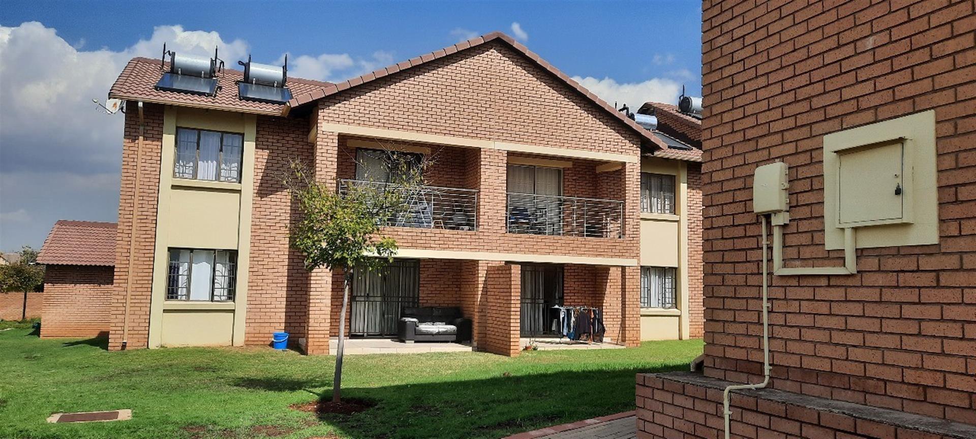Townhouse for sale in Sagewood, Midrand, 57 ADANTE (1st floor), CRESCENT GLADES ESTATE, 1 Wagner Lane, Sagewood, Midrand, Gauteng, 78 m²