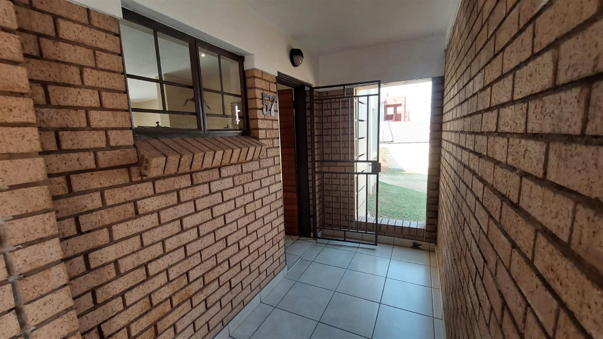 Townhouse for sale in Sagewood, Midrand, 57 ADANTE (1st floor), CRESCENT GLADES ESTATE, 1 Wagner Lane, Sagewood, Midrand, Gauteng, 78 m²