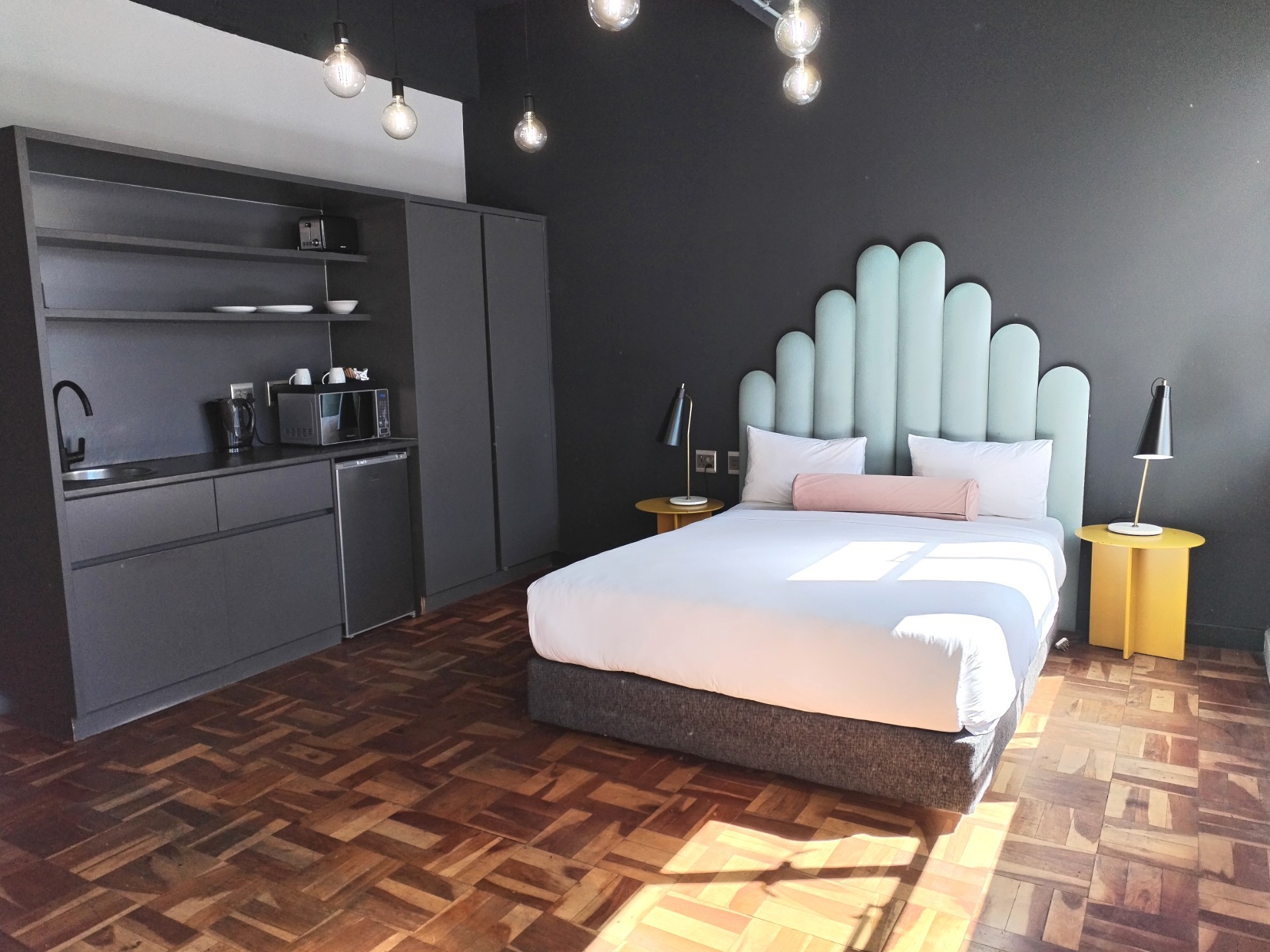 Apartment To Rent in Cape Town City Centre, Cape Town