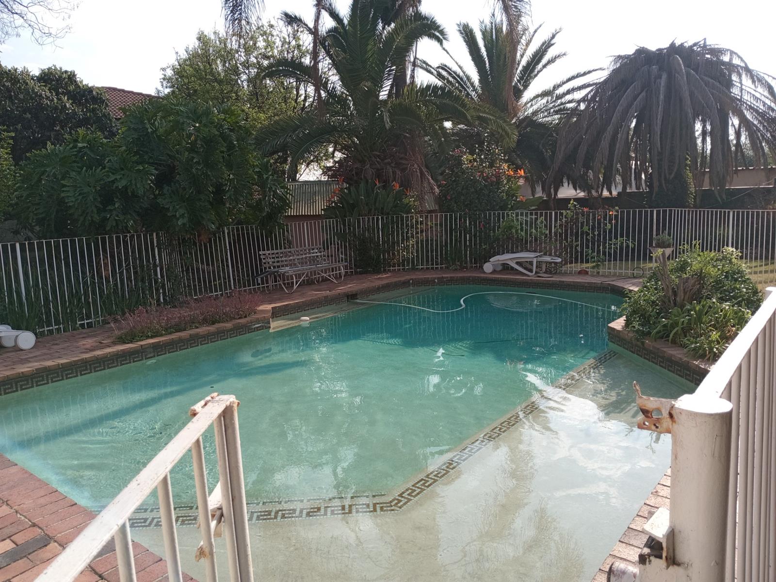 House For Sale in Lyndhurst, Johannesburg