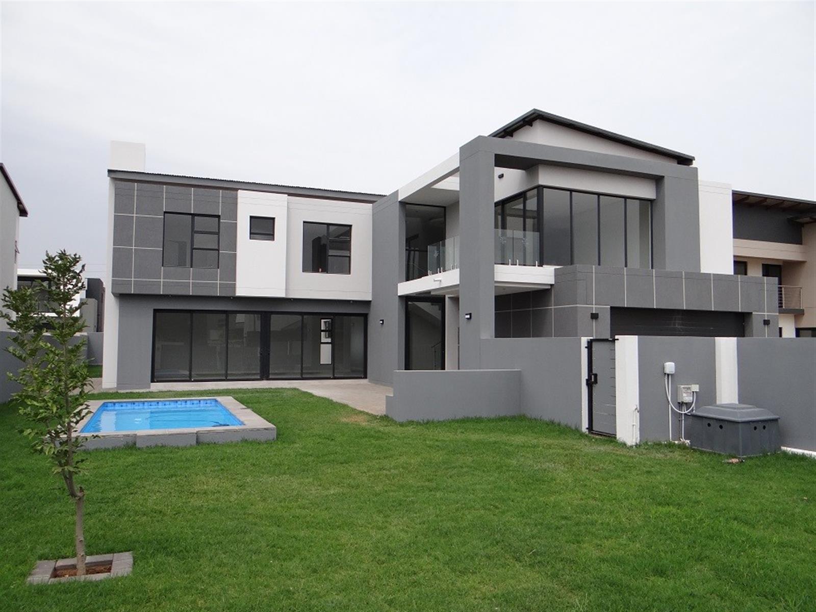 5 Bedroom House For Sale in Midstream Heights Midstream Estate Centurion Gauteng