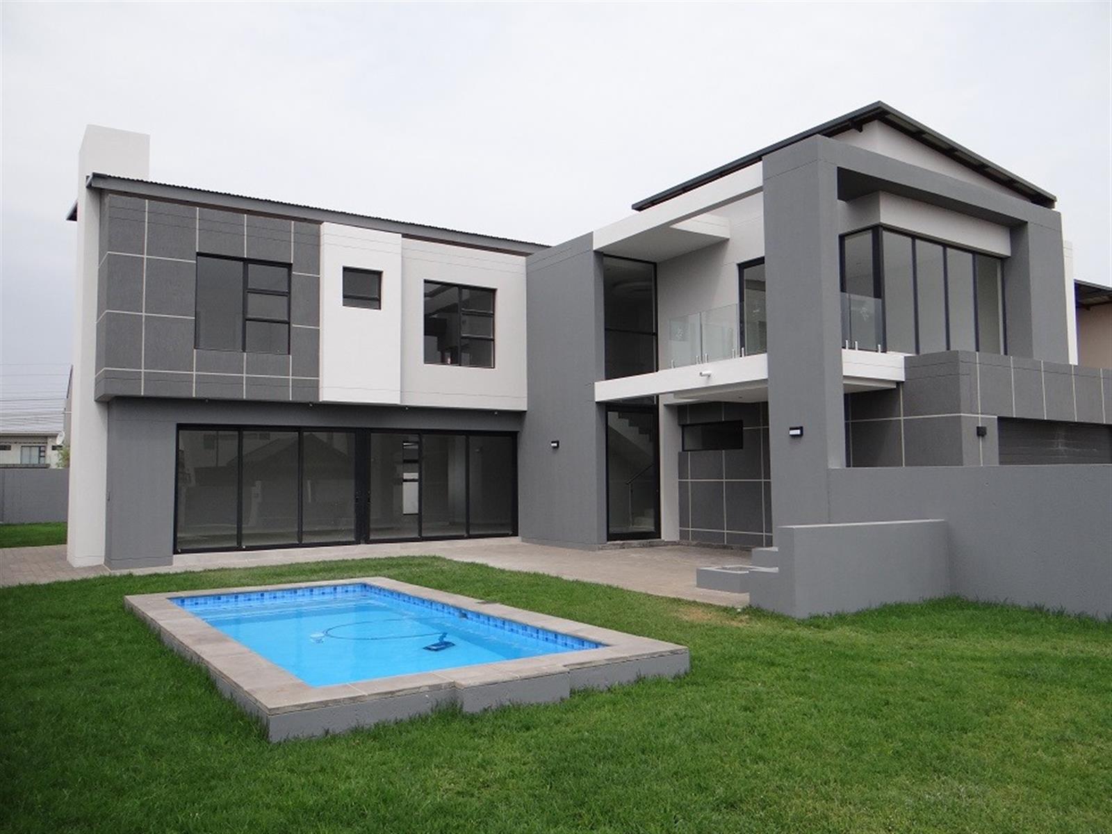 5 Bedroom House For Sale in Midstream Heights Midstream Estate Centurion Gauteng