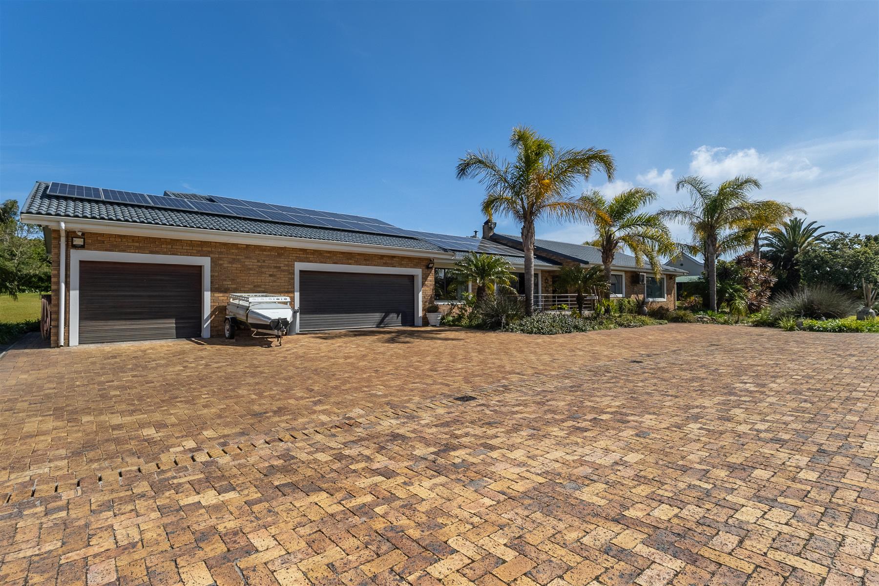Small Holding For Sale in Vierlanden Durbanville