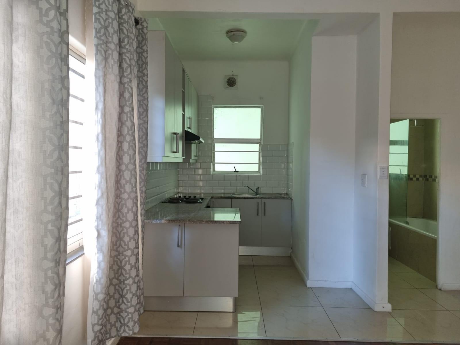 Apartment for rent in Sea Point, Cape Town, 32 m²