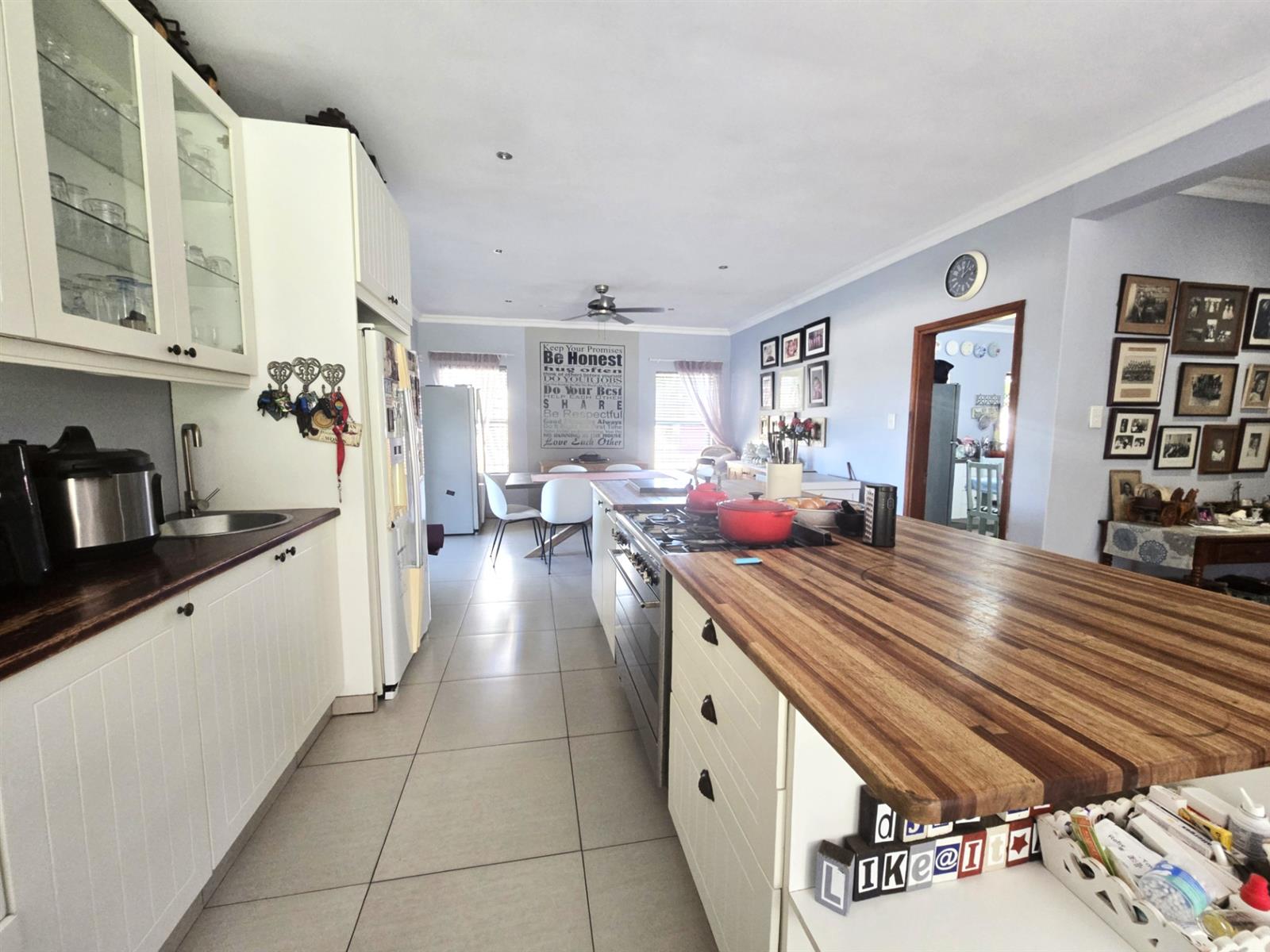 Dream family home for sale in stunning old Meer En See, Richards Bay, KwaZulu Natal