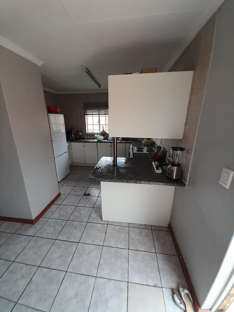 Townhouse For Sale in The Reeds, Centurion