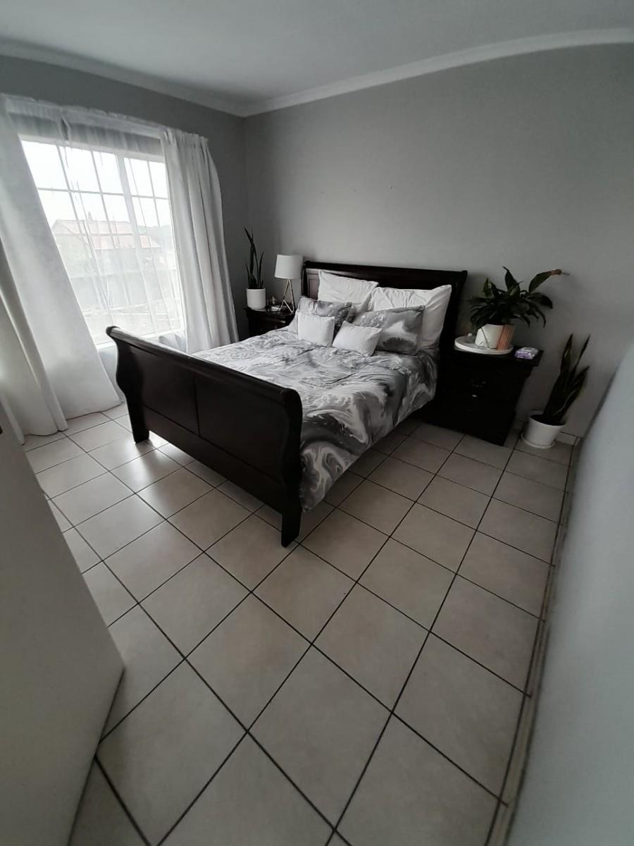 Townhouse For Sale in The Reeds, Centurion