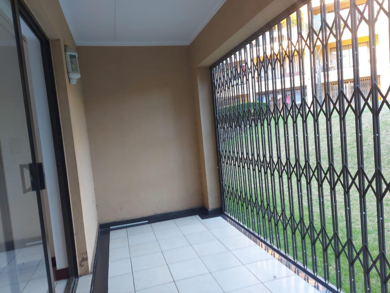 Apartment For Sale in Johannesburg