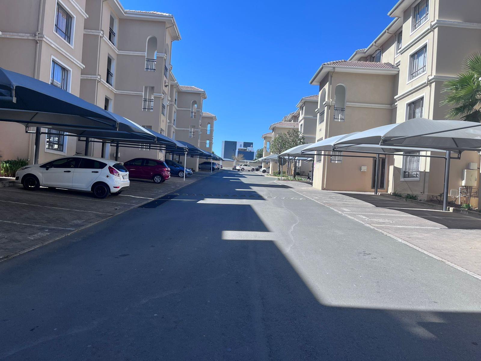 Apartment For Sale in Johannesburg