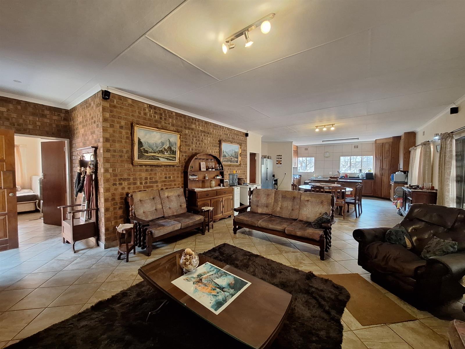 House For Sale in Kranspoort Middelburg Mpumalanga