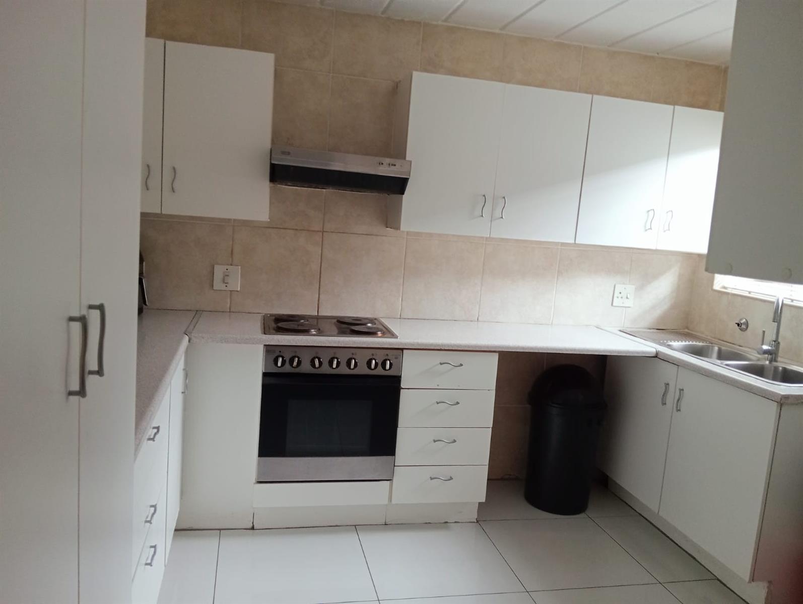 Townhouse For Sale in Blackheath, Randburg