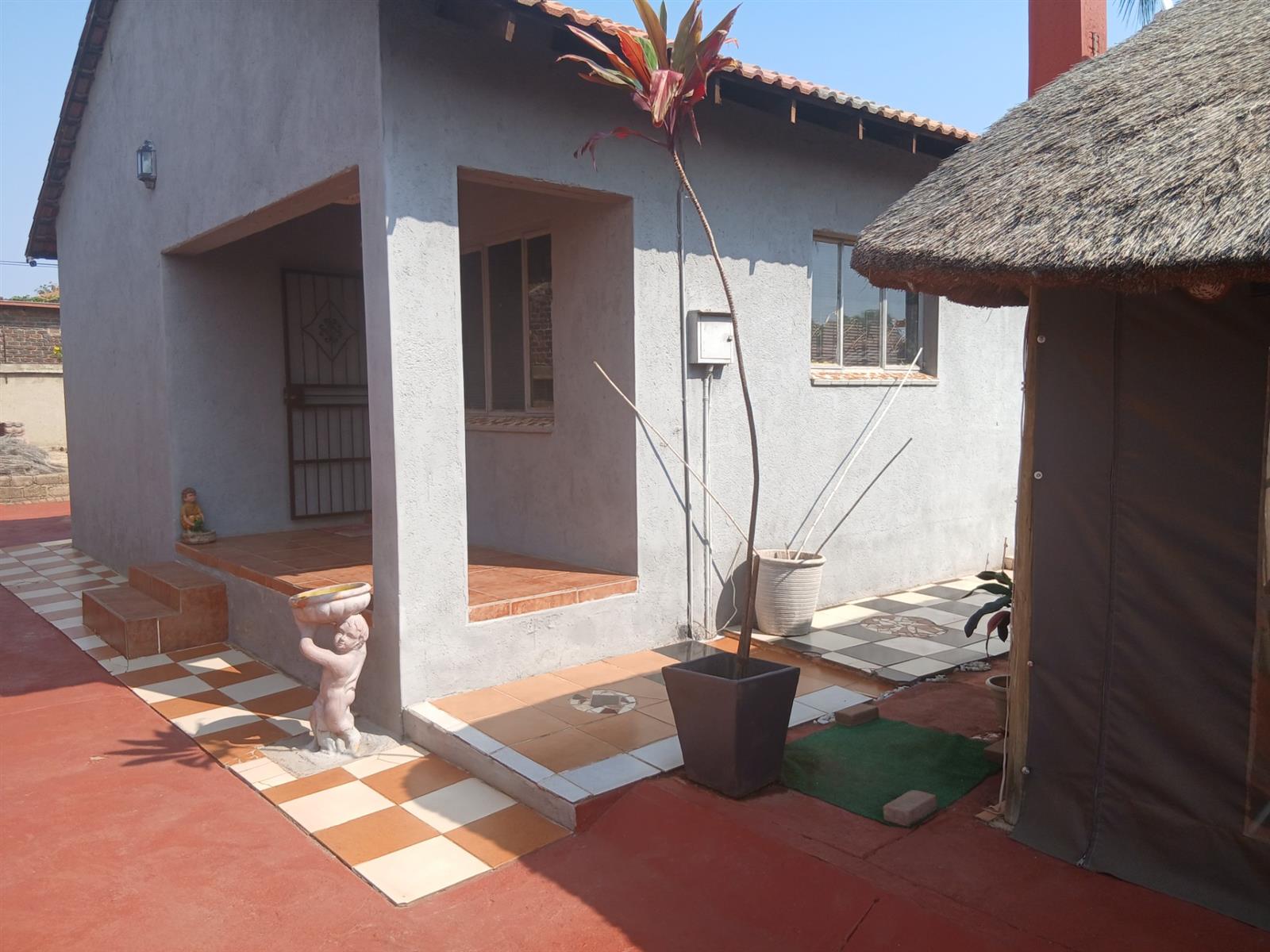 House For Sale in Lebowakgomo Zone A, Lebowakgomo, Polokwane