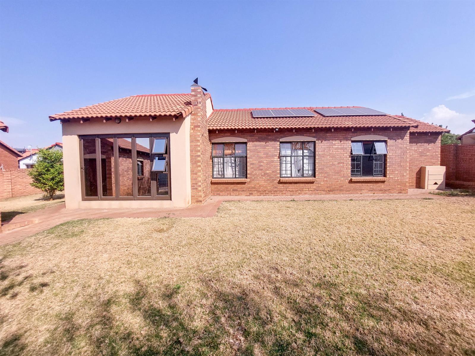 Spacious 3-Bedroom Family Home for Sale in Stone Terrace Estate, Centurion