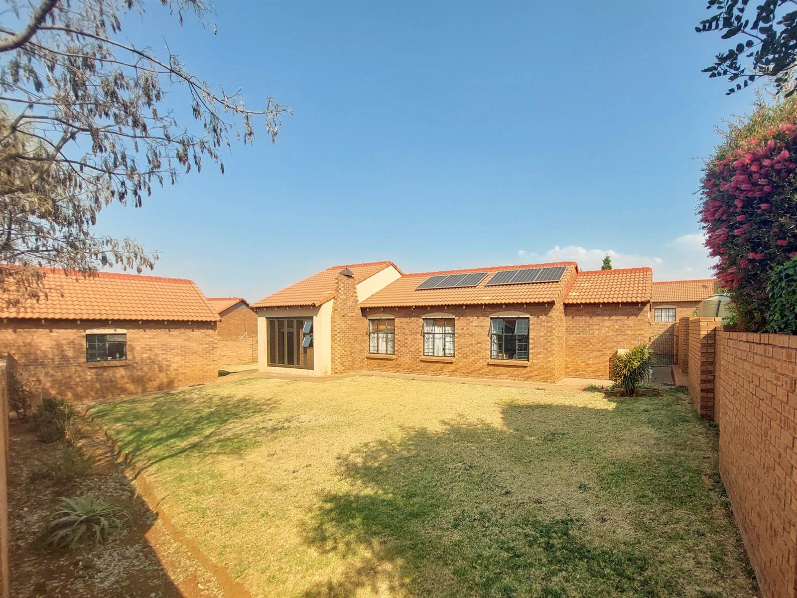 Spacious 3-Bedroom Family Home for Sale in Stone Terrace Estate, Centurion