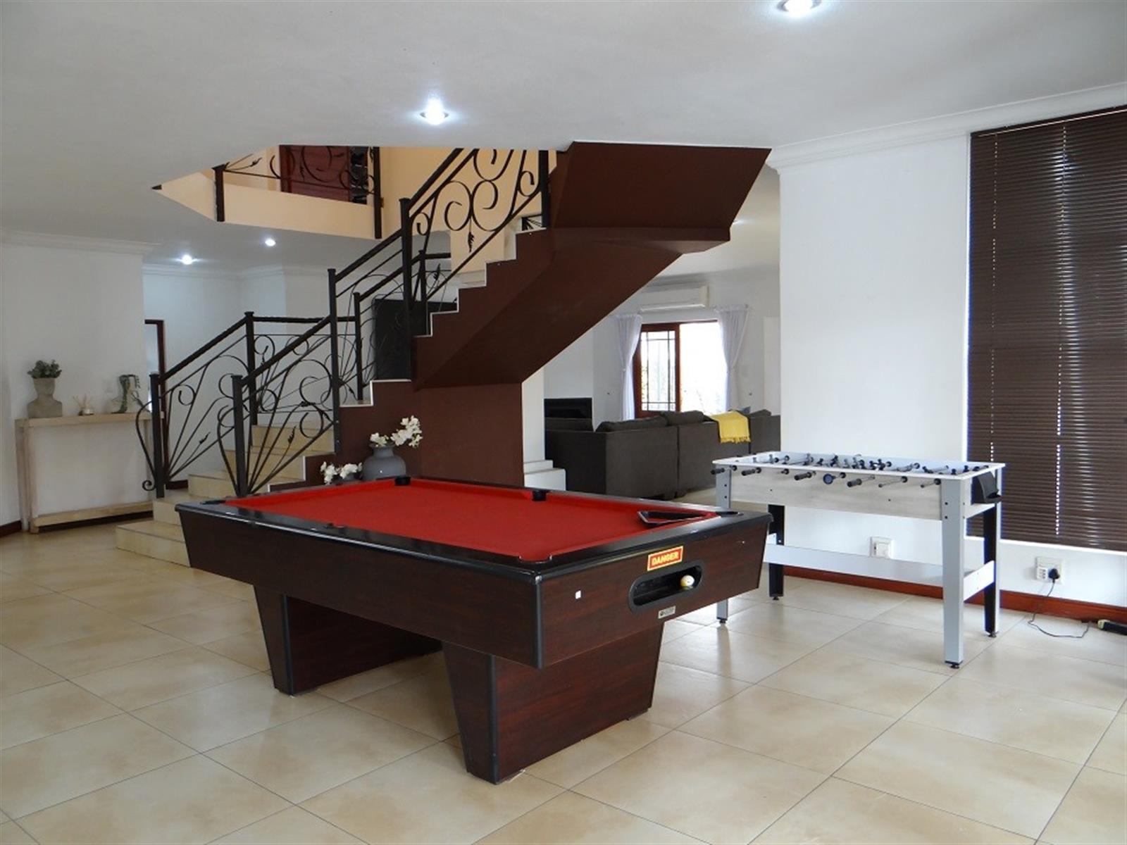 7 Bedroom House For Sale in Midstream Estate Centurion