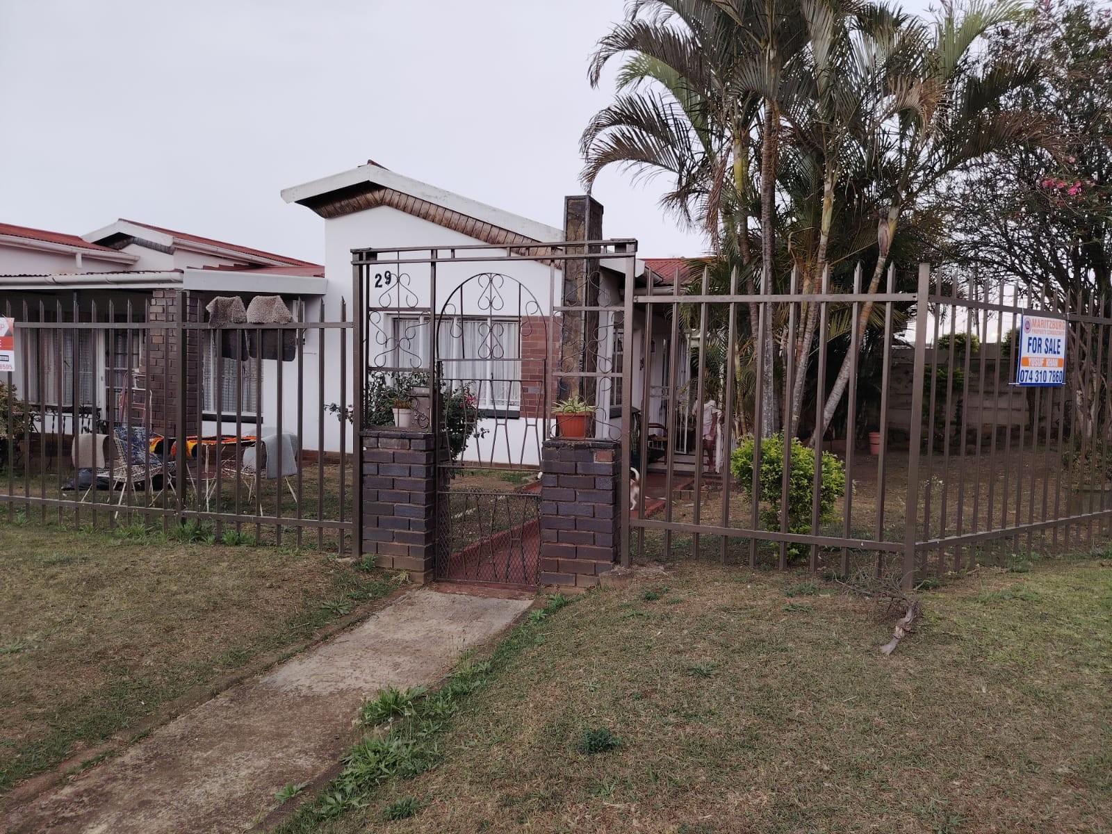 A Superb Corner Home in Raisethorpe, Pietermaritzburg!