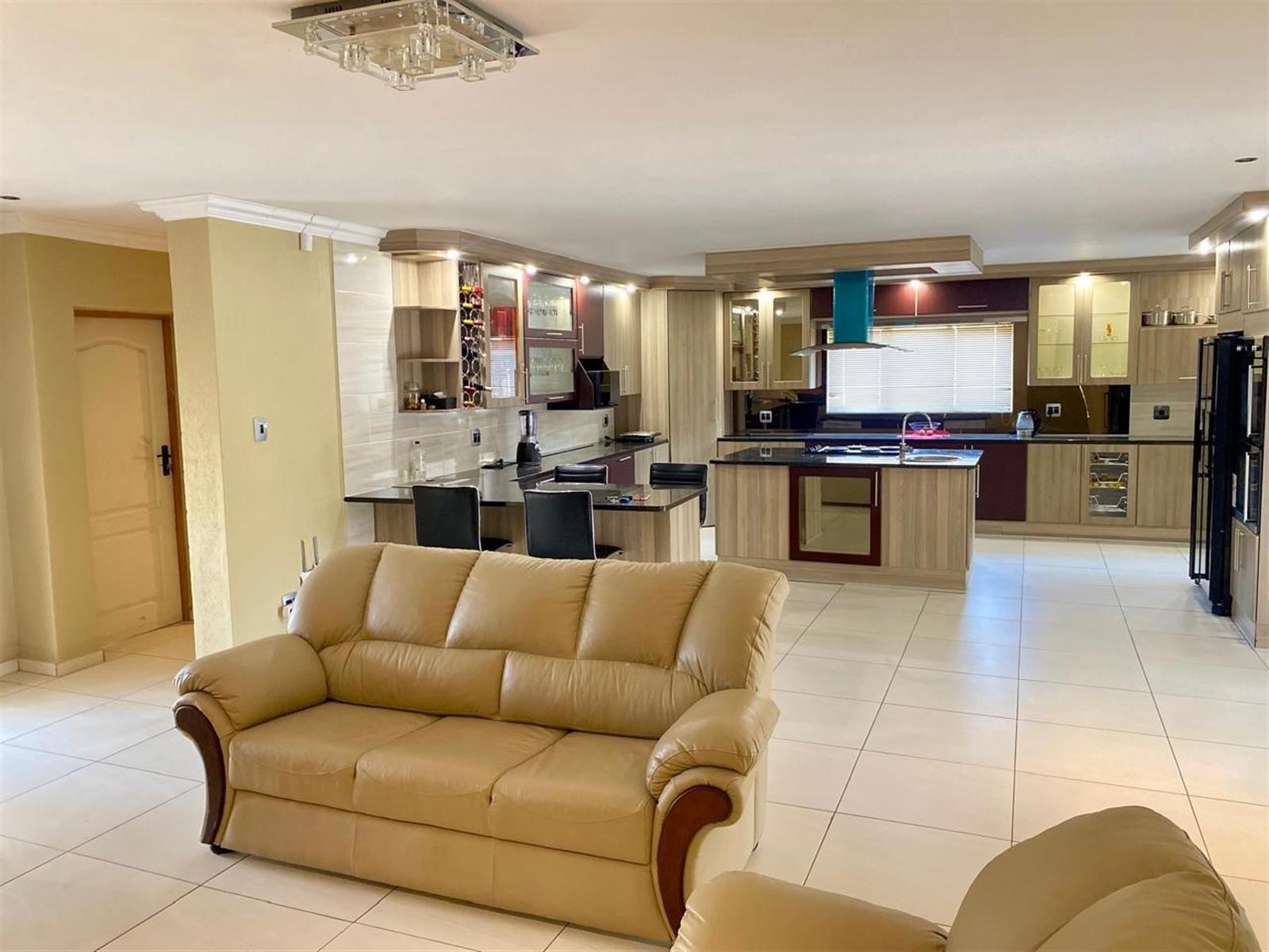 House For Sale in White River Ext 49, White River